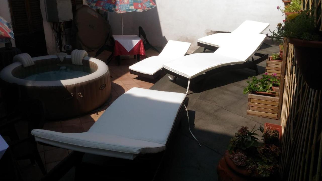 9 Vini Bed & Breakfast Alba  Dış mekan fotoğraf